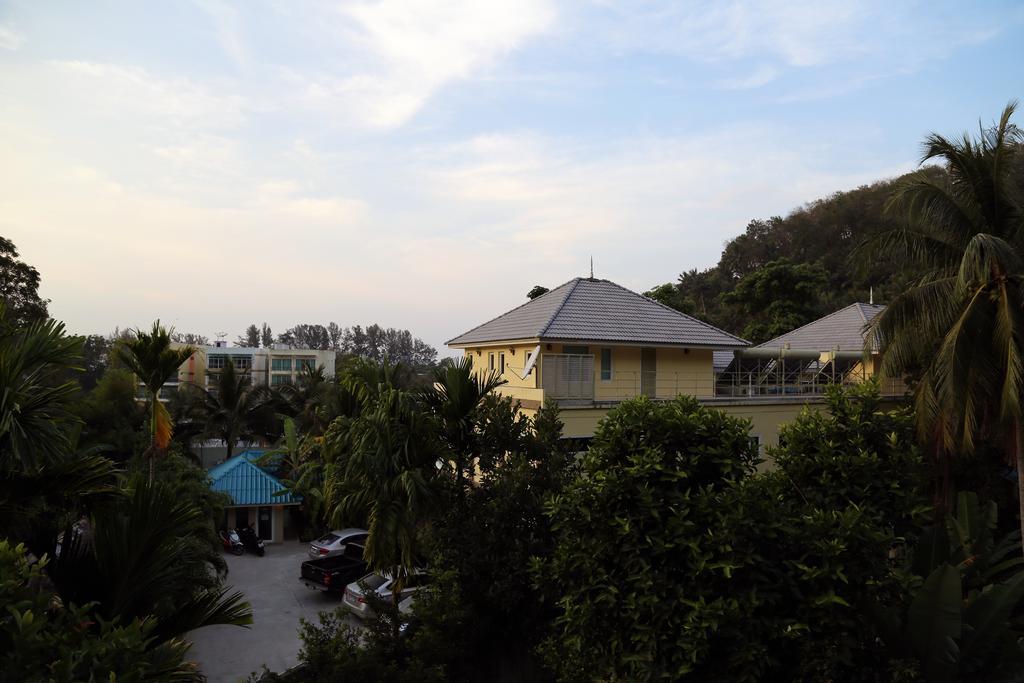 纳卡度假村 卡马拉海滩 外观 照片